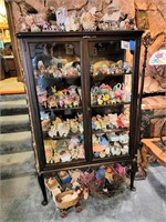 VERY LARGE COLLECTION TOY CARRIAGES AND DISPLAY CA