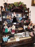 COLLECTION OF DOLLS, TOYS, AND PHOTOGRAPHS