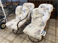SET OF 4 CUSHIONED SWIVEL PATIO CHAIRS