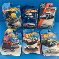 Lot of Hot Wheels and Matchbox Cars - Cards: Poor