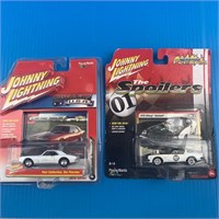 Lot of 2 Johnny Lightning Cars