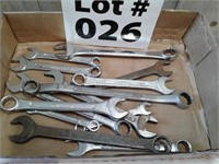 Assorted wrenches