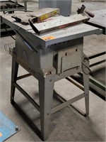 (BO) Craftsman 10" Table Saw Work Bench 15-AMPs