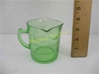 GLASS MEASURING CUP