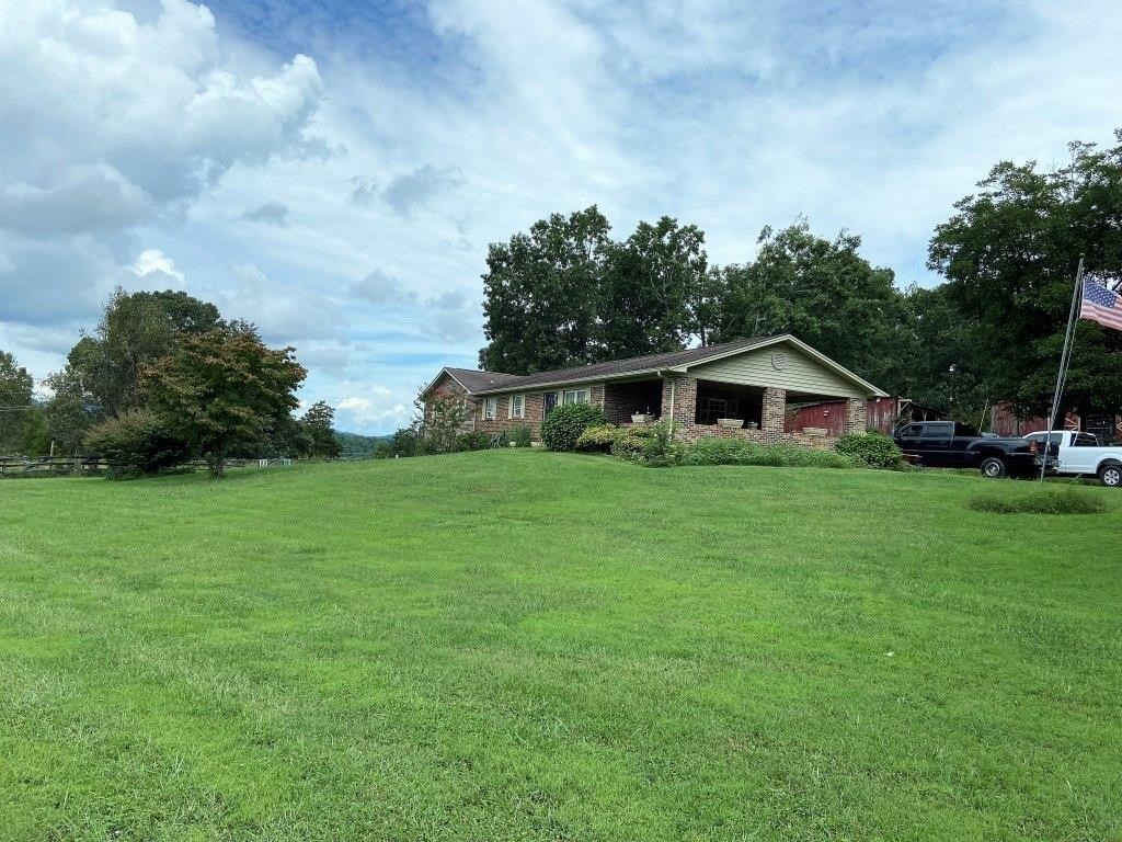 Carter Farm Auction Real Estate