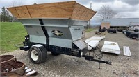 Pequea Turf Lime Spreader