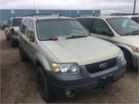 2005 FORD ESCAPE