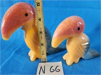 696 - LOT OF 3 CARVED TROPICAL BIRDS (N66)
