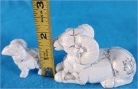 696 - 2 PCS CARVED TURQUOISE RAM FIGURES (N71)