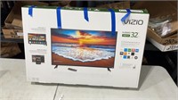 Vizio 32” Television & Original Box