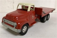 IH Repainted Rollback Truck