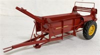 1/16 Custom Massey Harris Manure Spreader