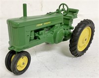 1/16 John Deere Repainted Tractor