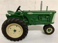 1/16 Oliver 880 Repainted Tractor