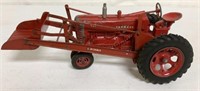 1/16 Farmall 400 with Front End Loader
