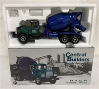 1/34 First Gear Mack R Mixer with Box