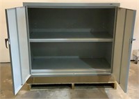 Tennsco Metal Cabinet