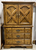 (AM) Thomasville Huntley Furniture Wooden Armoire
