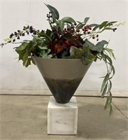 (F) Valpo Vase Marble Base Aluminum Vase Appr