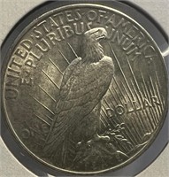 1924 - PEACE SILVER DOLLAR (M11)