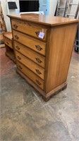 Hooker Furniture Co. Chest of Drawers