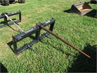 Tomahawk 1,800 lb. 3-Prong Universal Bale Spear