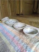 Pottery nesting bowl set