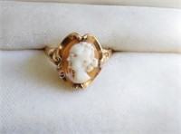 Cameo 10K Yellow Gold Ring