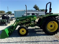 John Deere 5203 Tractor   (KEY)
