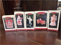 Lot of 5 Vintage Hallmark Keepsake Ornaments