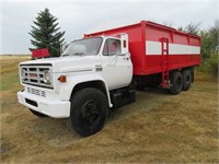 GMC 6500 5-Ton Tandem Grain Truck (Circa 1976)