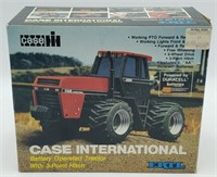 1/32 Ertl Case International 4994 Battery Op