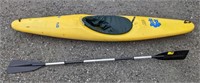 (AG) Roto Bat Pyranha Kayak 113" With Paddle 98"