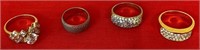 375 - LOT OF 4 COSTUME JEWELRY RINGS (S22)
