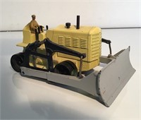 VINTAGE DINKY TOY BULLDOZER WITH FIGURE