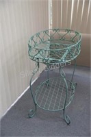 Wrought Iron Decorative Oval Tray Stand