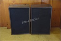Large Unnamed Set of Speakers 28"