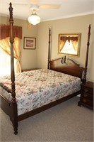 queen size cherry poster bed see pics