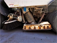 1990 Ford CF7000 Sweeper Truck 4X2