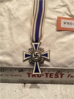 WWII GERMAN MOTHER'S CROSS