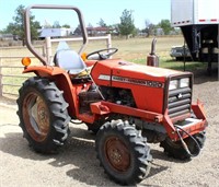 MF 1020 "Project" Tractor w/MF 1014 FE Loader (not running)