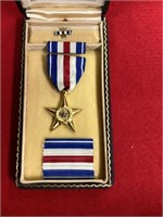 US SILVER STAR MEDAL IN CASE