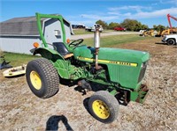 JD 850 Tractor