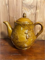 Cracker Barrel acorn teapot