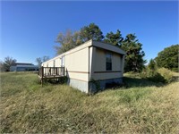 1983 Trailer House -14x65 Needs Remodel
