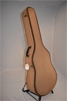 Ca. 1940 vintage Geib large body tan guitar case;