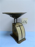 Pelouze Mfg. Co. 1933 Scale w/ Brass Pan