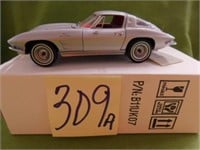 1/24 Scale 1963 Chevy Corvette Sting Ray by