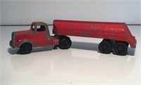 TOOTSIETOY METAL TOY TANKER USA VINTAGE