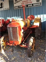 1940 Red/Yellow Case Tractor
